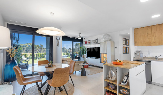 Resale - Apartment / flat - Torrevieja - Costa Blanca