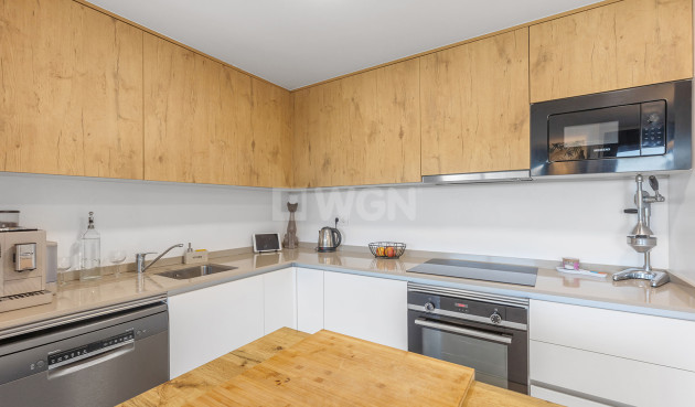 Resale - Apartment / flat - Torrevieja - Costa Blanca