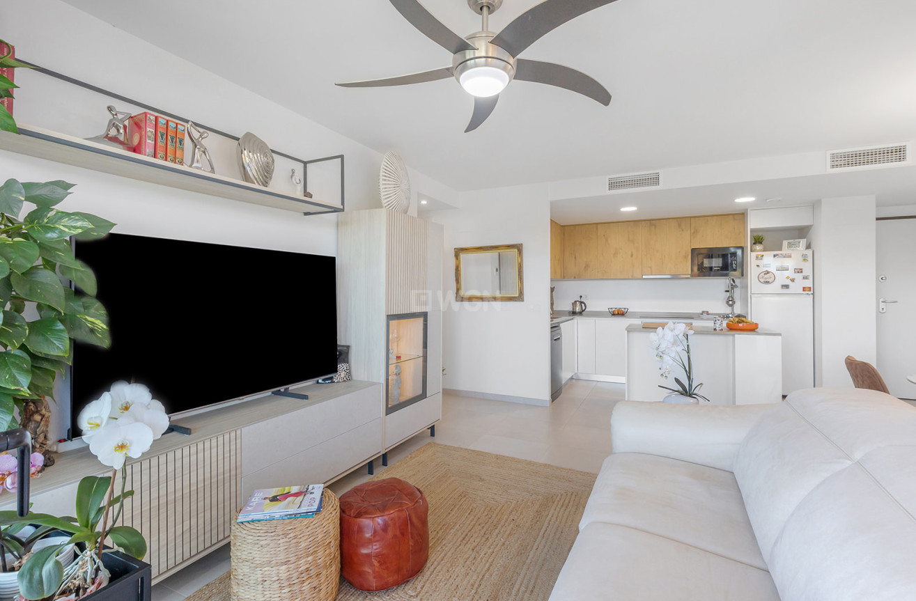 Resale - Apartment / flat - Torrevieja - Costa Blanca