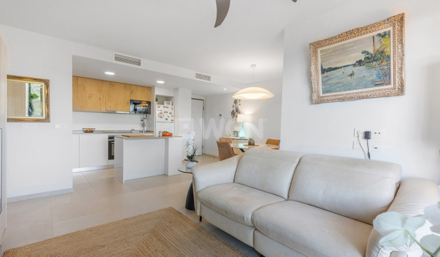 Resale - Apartment / flat - Torrevieja - Costa Blanca