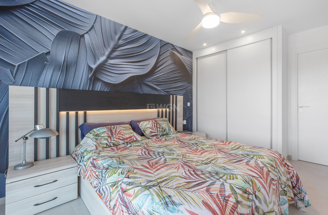 Resale - Apartment / flat - Torrevieja - Costa Blanca