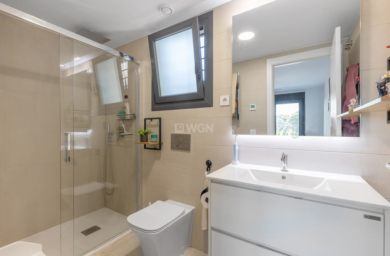 Resale - Apartment / flat - Torrevieja - Costa Blanca