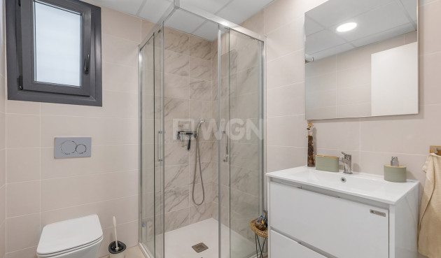 Resale - Apartment / flat - Torrevieja - Costa Blanca