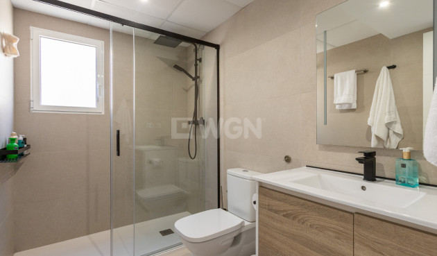 Odsprzedaż - Villa - Los Balcones - Costa Blanca