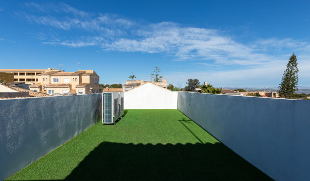 Odsprzedaż - Villa - Los Balcones - Costa Blanca