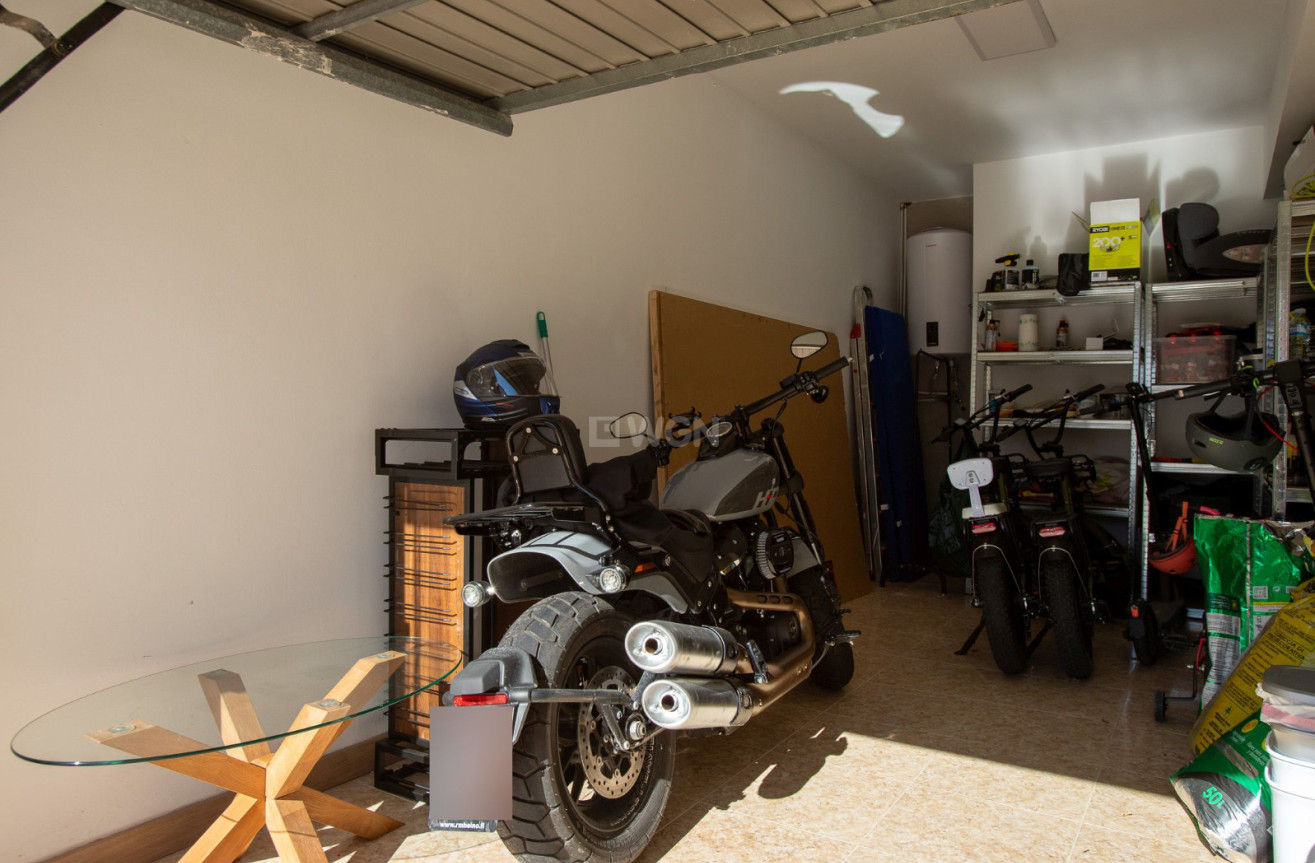 Odsprzedaż - Villa - Los Balcones - Costa Blanca