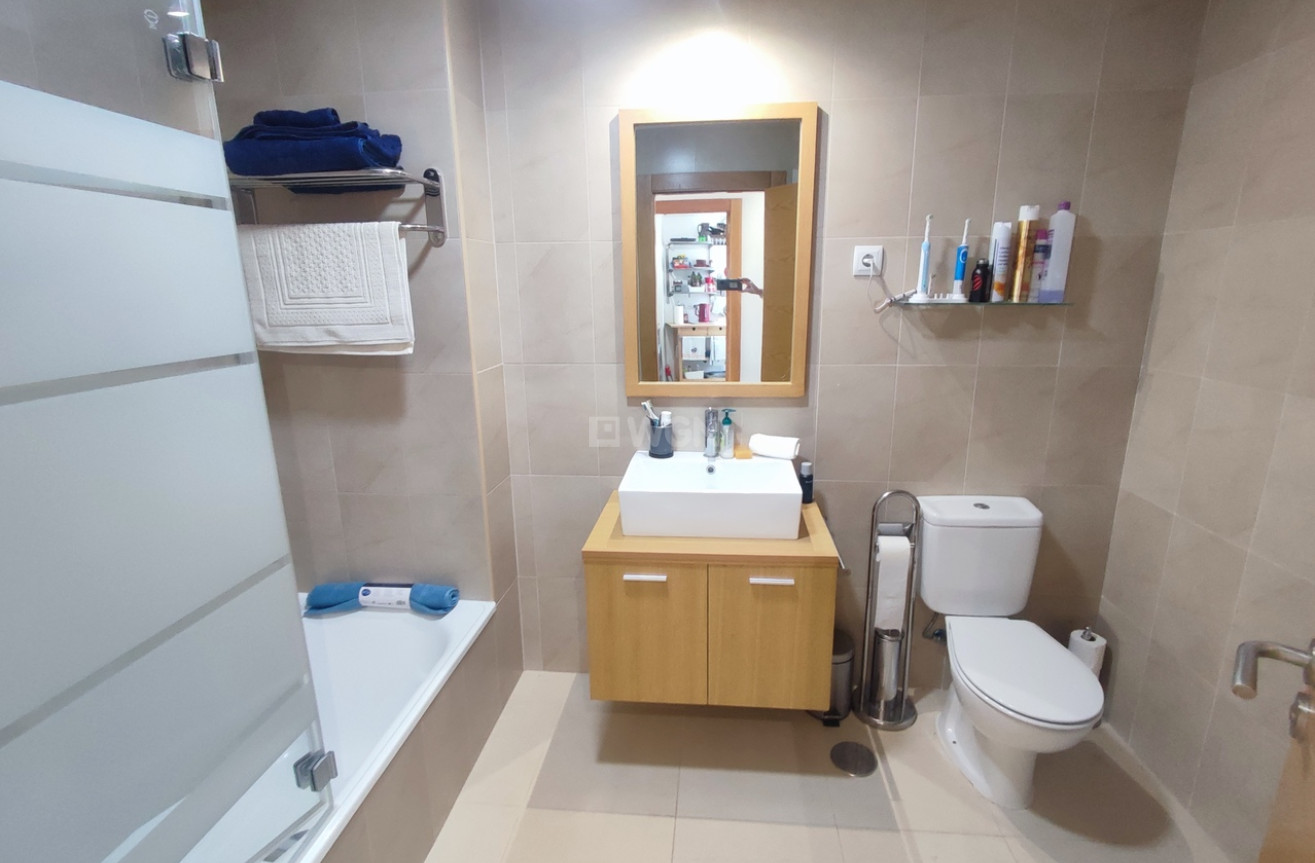 Odsprzedaż - Mieszkanie w bloku - Hacienda Riquelme Golf Resort - Inland