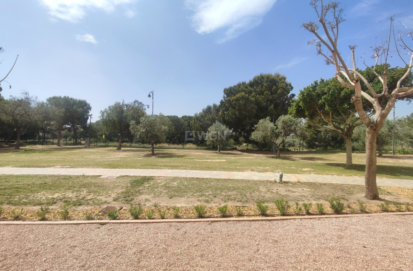 Odsprzedaż - Mieszkanie w bloku - Hacienda Riquelme Golf Resort - Inland