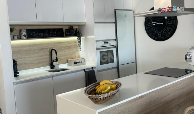 Resale - Villa - Daya Vieja - Costa Blanca