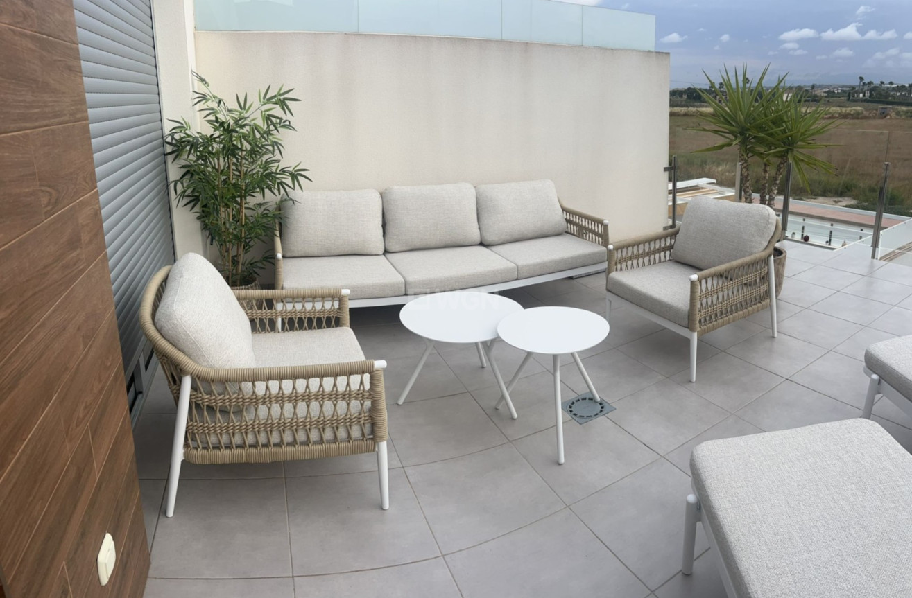 Resale - Villa - Daya Vieja - Costa Blanca