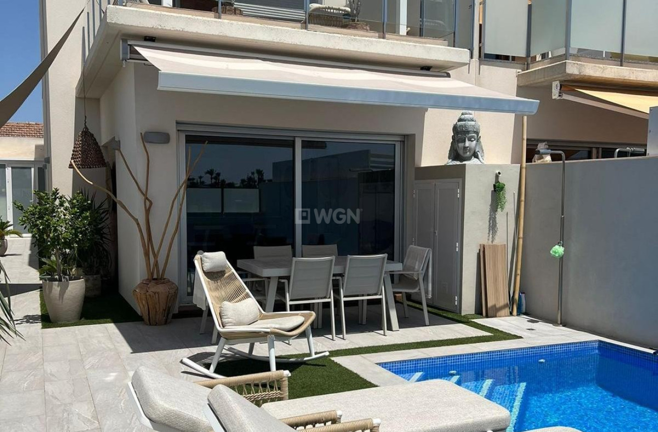 Resale - Villa - Daya Vieja - Costa Blanca