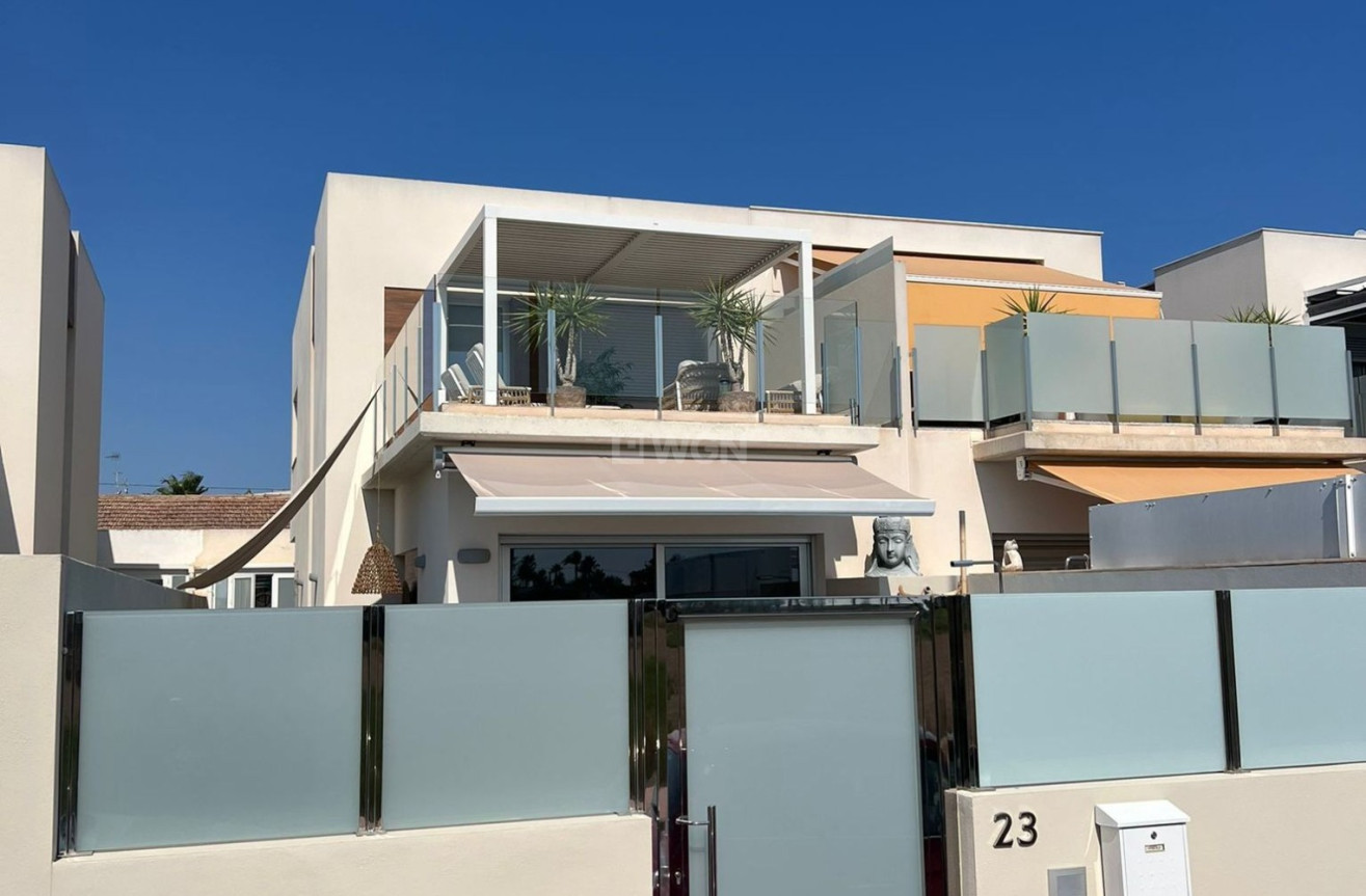 Resale - Villa - Daya Vieja - Costa Blanca