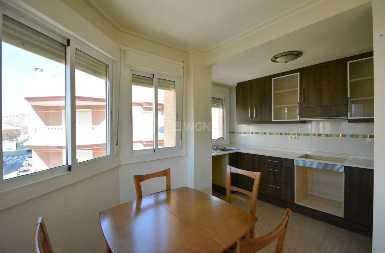 Odsprzedaż - Mieszkanie w bloku - Guardamar del Segura - Costa Blanca