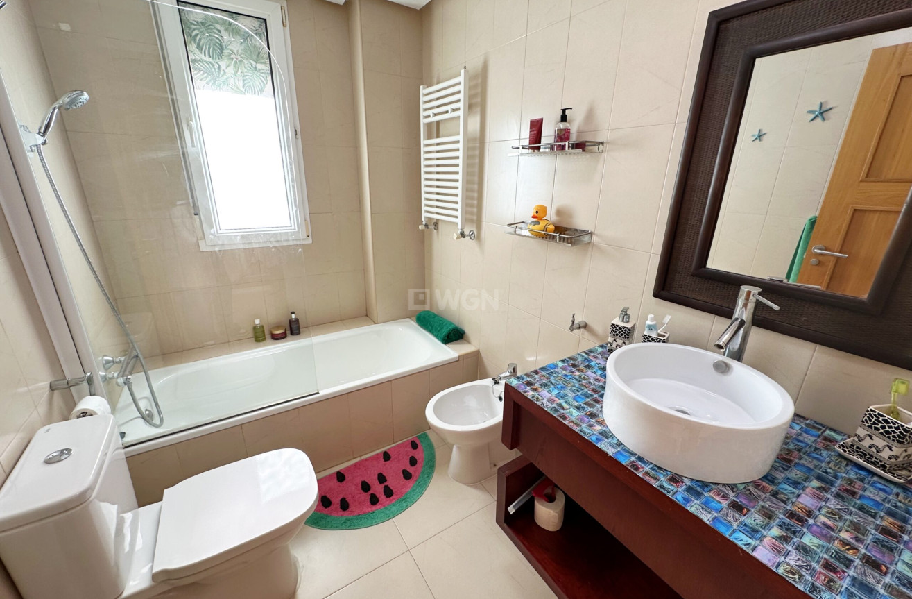 Odsprzedaż - Mieszkanie w bloku - La Torre Golf Resort - Inland