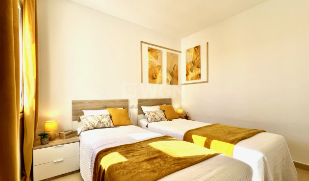 Resale - Apartment / flat - Las Terrazas de la Torre Golf Resort - Inland