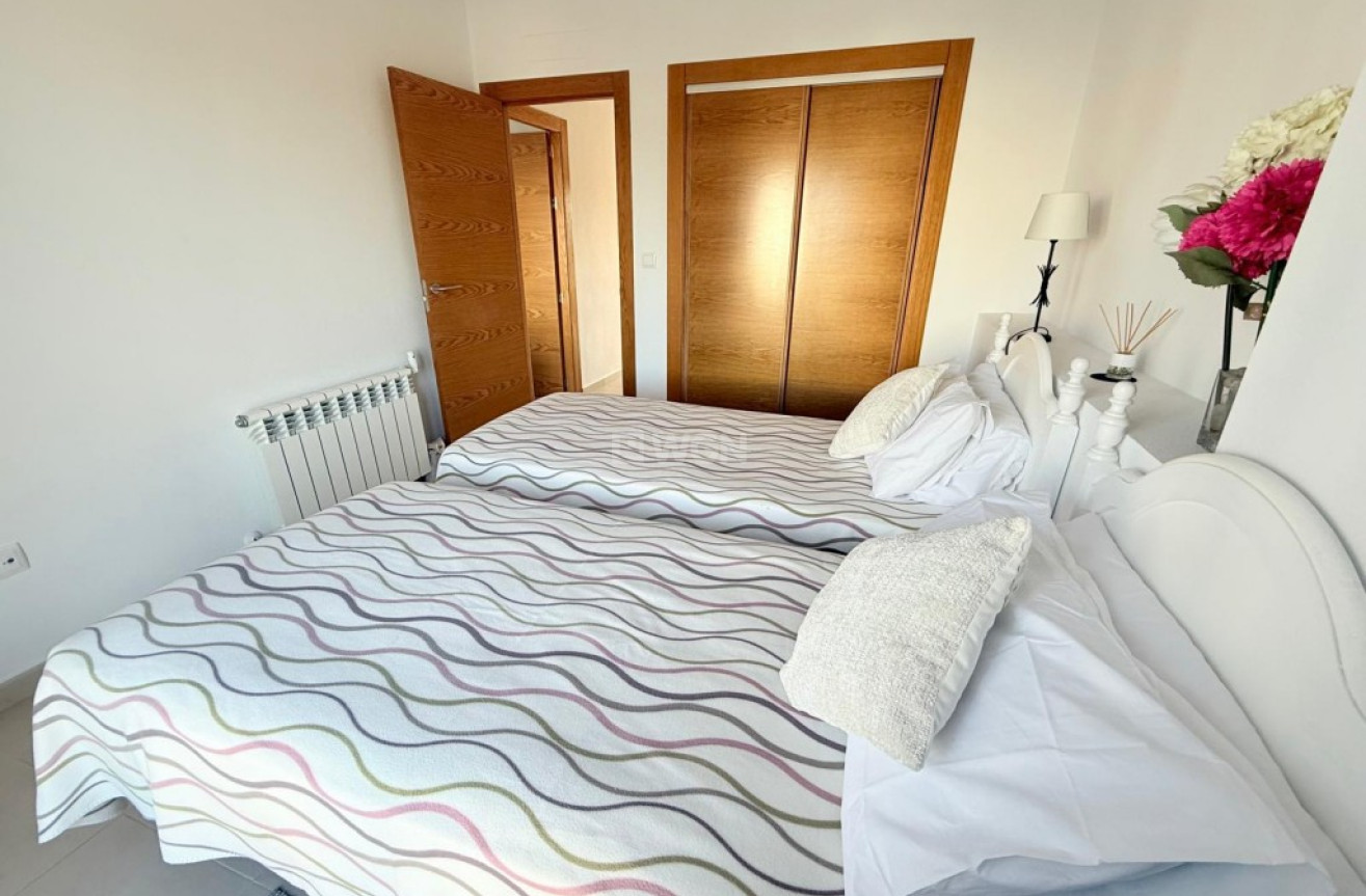 Odsprzedaż - Mieszkanie w bloku - Hacienda Riquelme Golf Resort - Inland