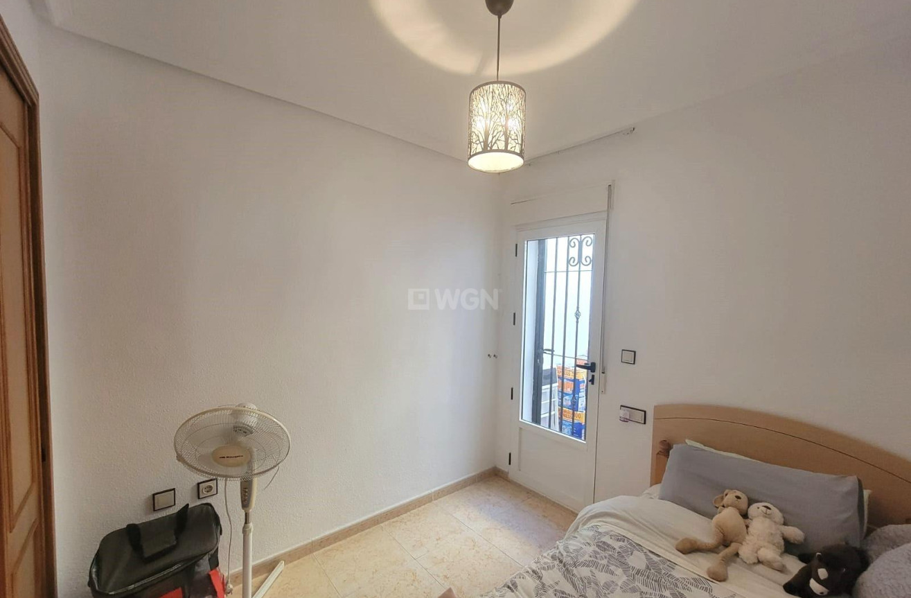 Odsprzedaż - Kamienica - Los Montesinos - Los Montesinos - Urb. La Herrada