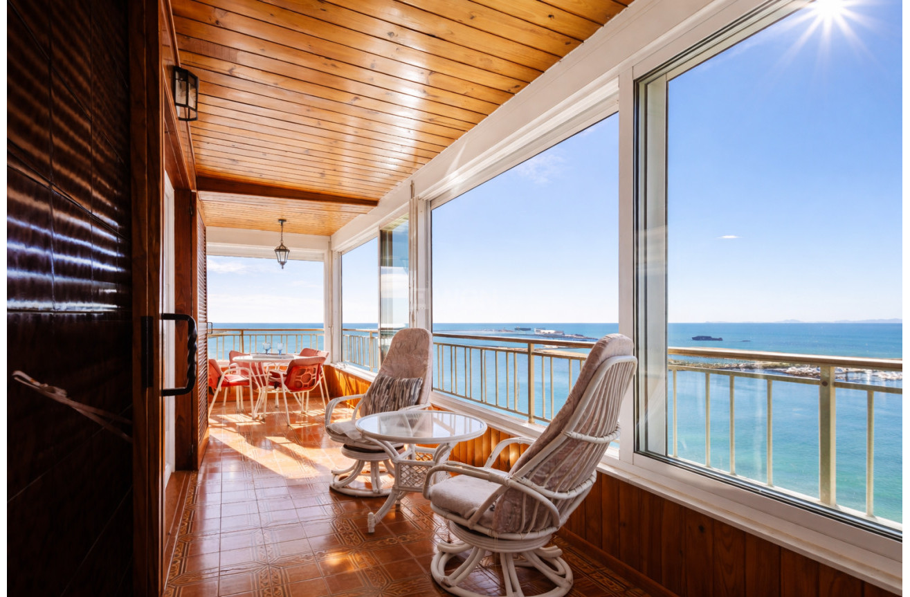 Resale - Apartment / flat - Torrevieja - Costa Blanca