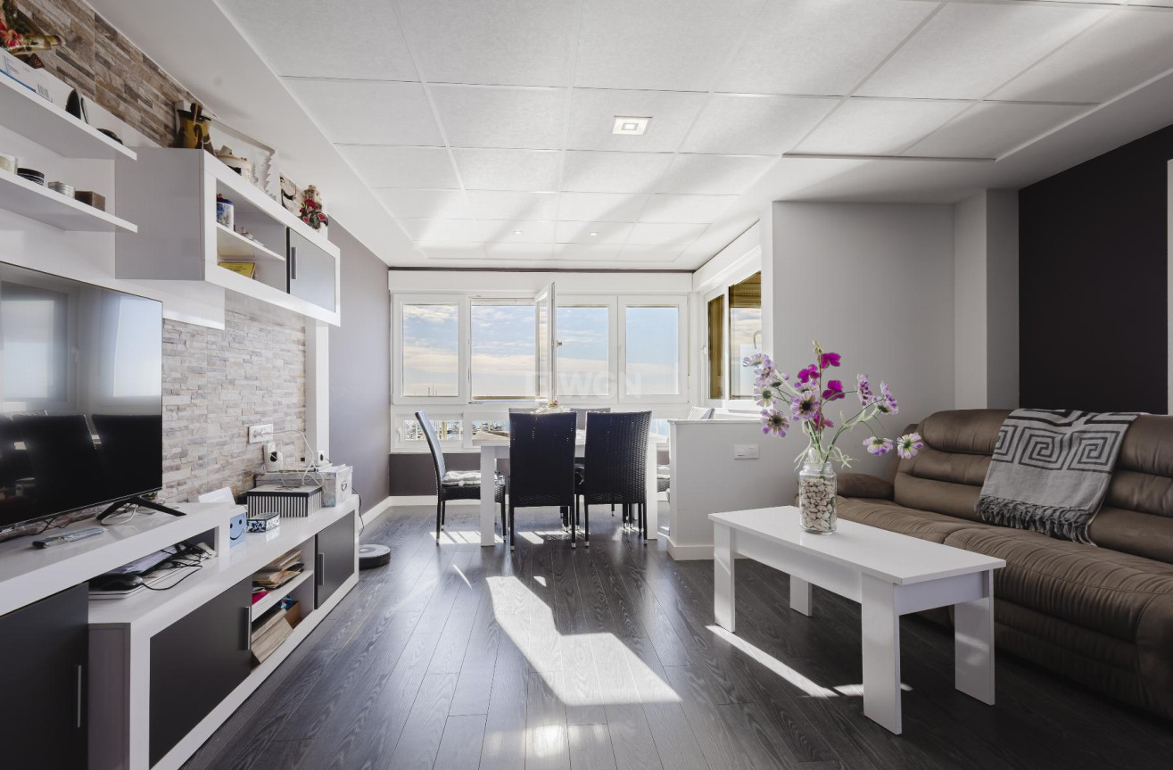 Resale - Apartment / flat - Torrevieja - Costa Blanca