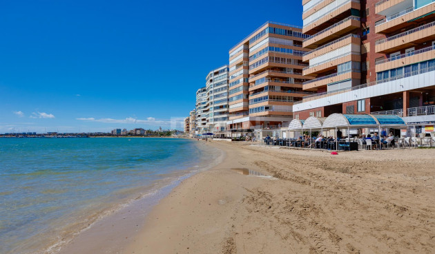 Resale - Apartment / flat - Torrevieja - Costa Blanca