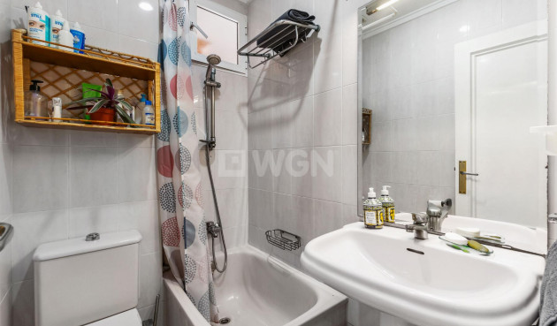 Resale - Apartment / flat - Torrevieja - Costa Blanca