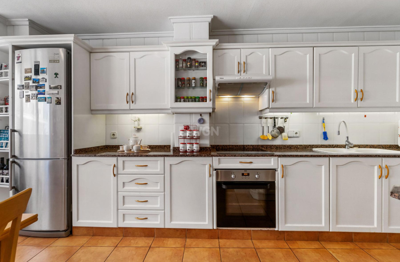 Resale - Apartment / flat - Torrevieja - Costa Blanca