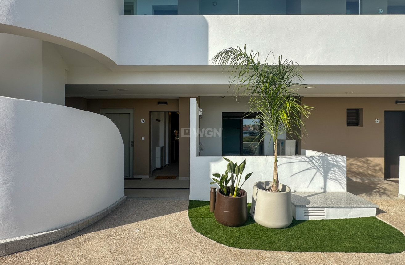 Odsprzedaż - Mieszkanie w bloku - Orihuela Costa - Costa Blanca