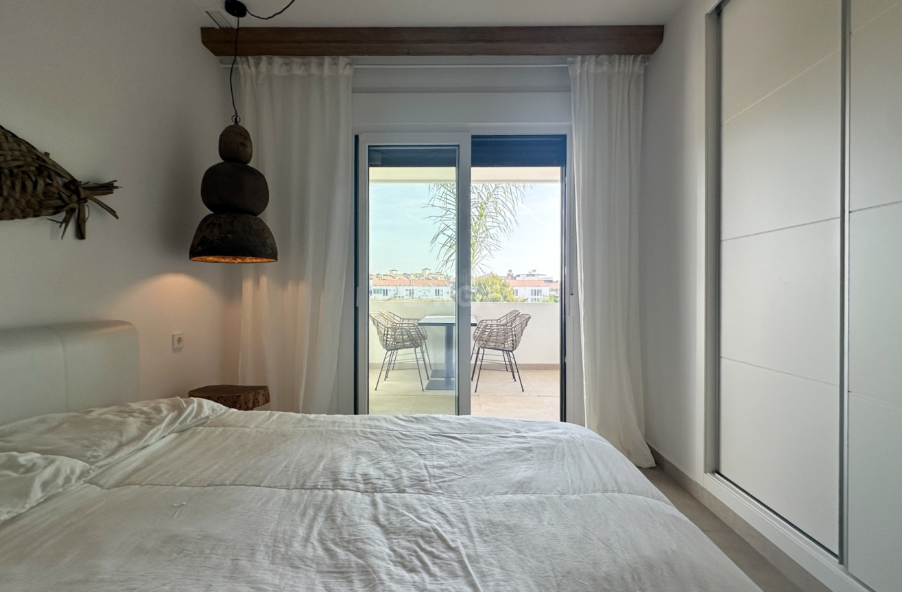 Odsprzedaż - Mieszkanie w bloku - Orihuela Costa - Costa Blanca