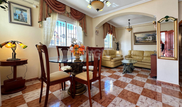 Odsprzedaż - Kamienica - Orihuela Costa - Costa Blanca