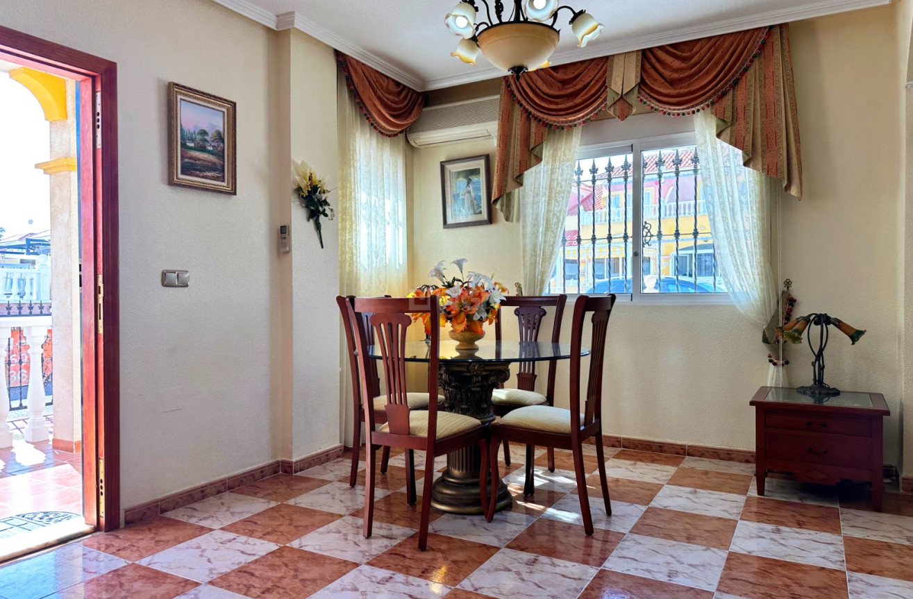 Odsprzedaż - Kamienica - Orihuela Costa - Costa Blanca