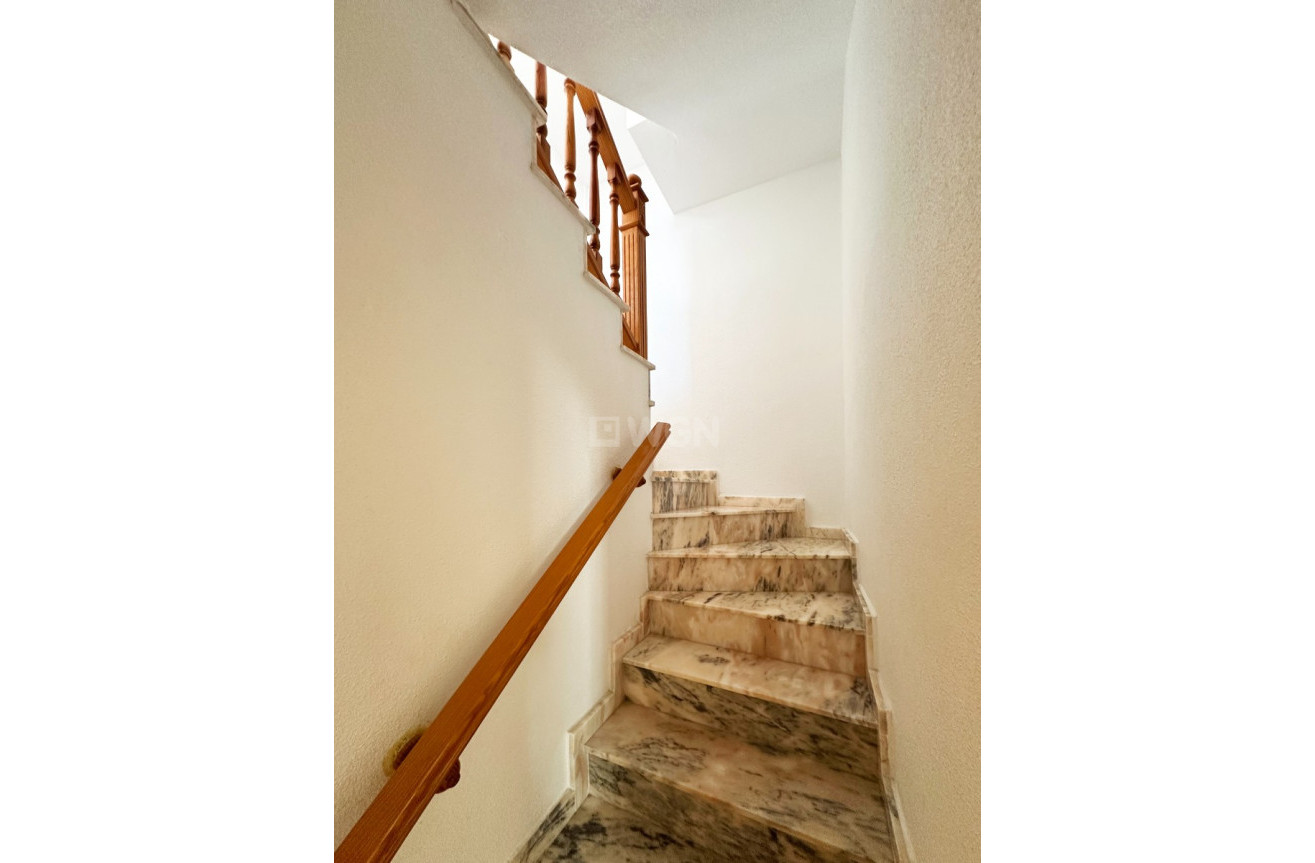 Odsprzedaż - Kamienica - Orihuela Costa - Costa Blanca