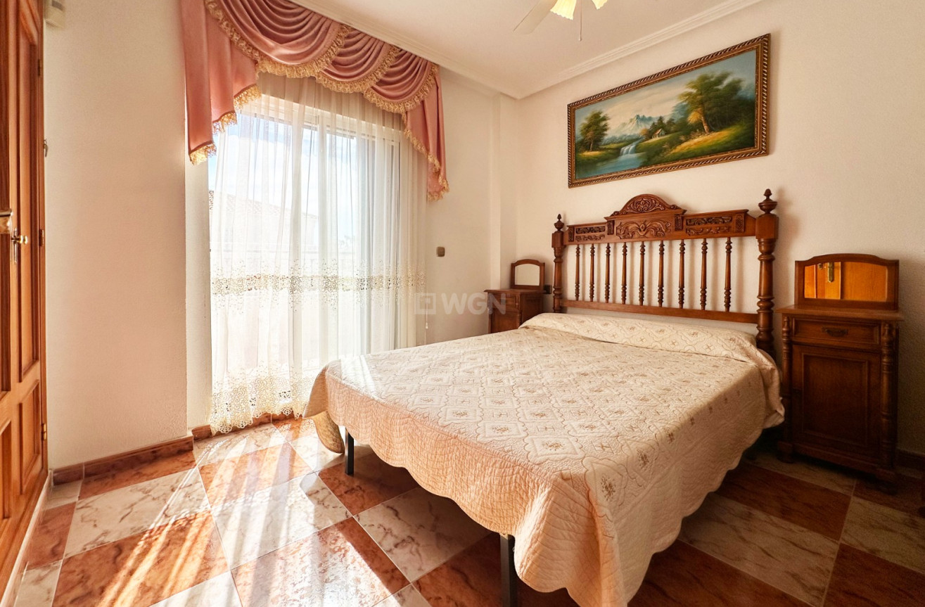 Odsprzedaż - Kamienica - Orihuela Costa - Costa Blanca