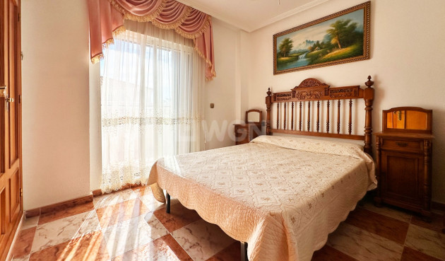 Odsprzedaż - Kamienica - Orihuela Costa - Costa Blanca