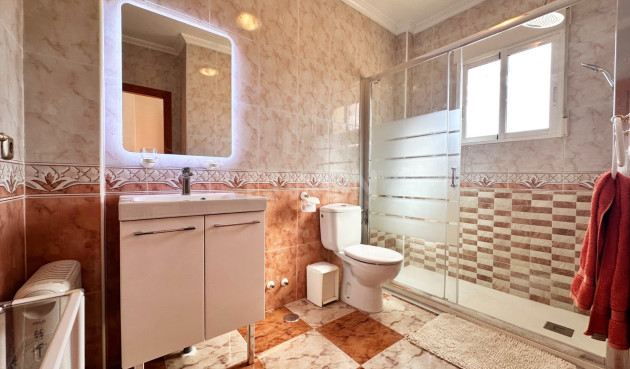 Odsprzedaż - Kamienica - Orihuela Costa - Costa Blanca