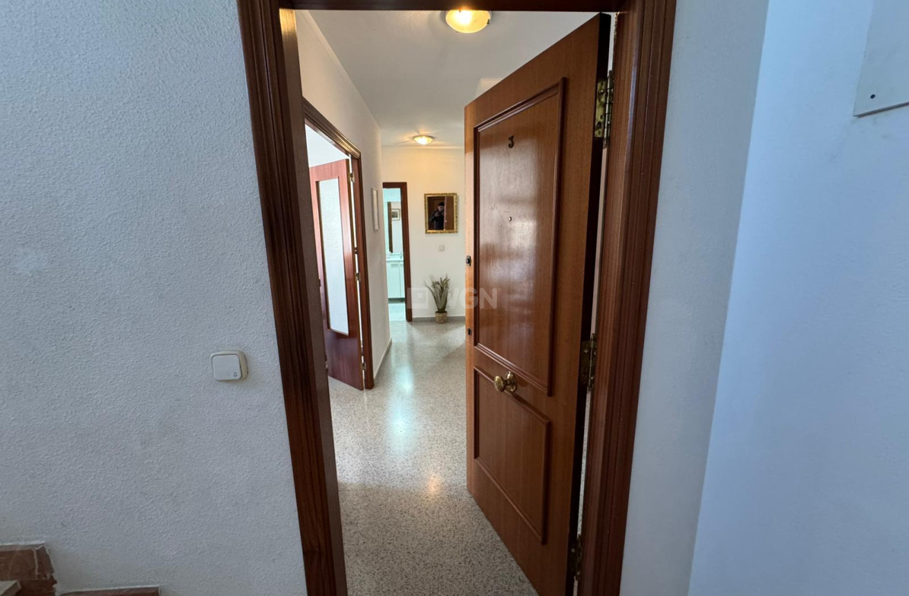 Odsprzedaż - Mieszkanie w bloku - San Miguel de Salinas - Inland