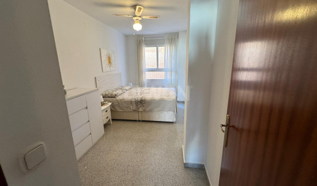 Odsprzedaż - Mieszkanie w bloku - San Miguel de Salinas - Inland