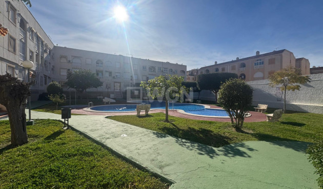 Resale - Apartment / flat - Torrevieja - Costa Blanca