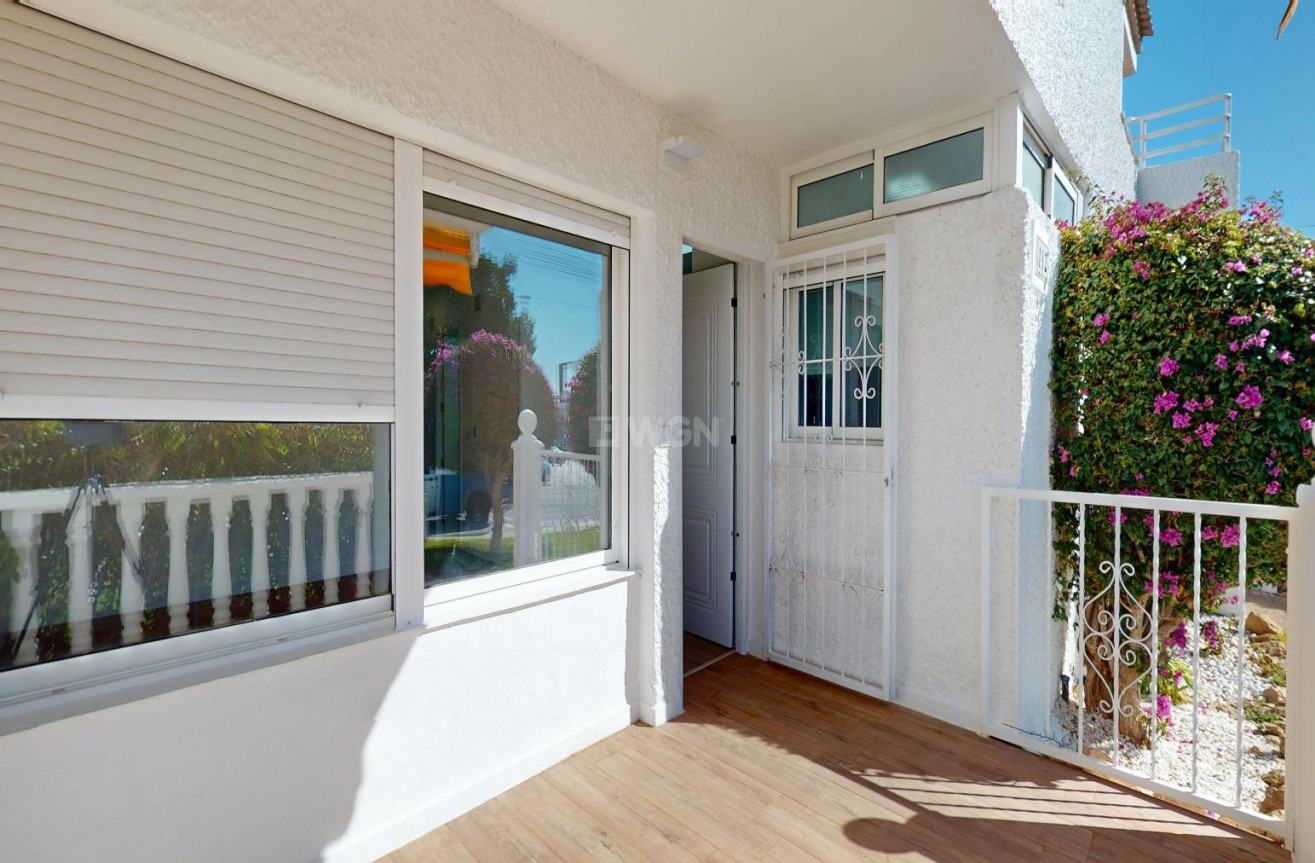 Odsprzedaż - Bungalow - Orihuela Costa - Costa Blanca