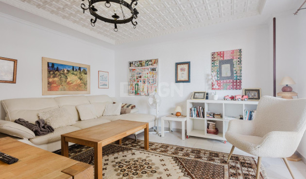 Odsprzedaż - Mieszkanie w bloku - Torrevieja - Costa Blanca