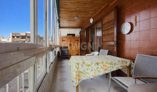 Odsprzedaż - Mieszkanie w bloku - Torrevieja - Costa Blanca