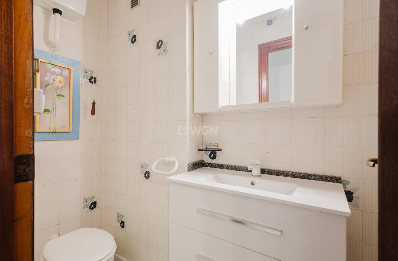 Odsprzedaż - Mieszkanie w bloku - Torrevieja - Costa Blanca