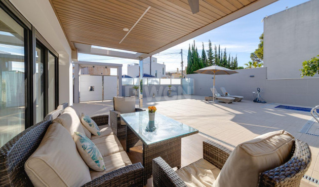 Odsprzedaż - Villa - Torrevieja - Costa Blanca