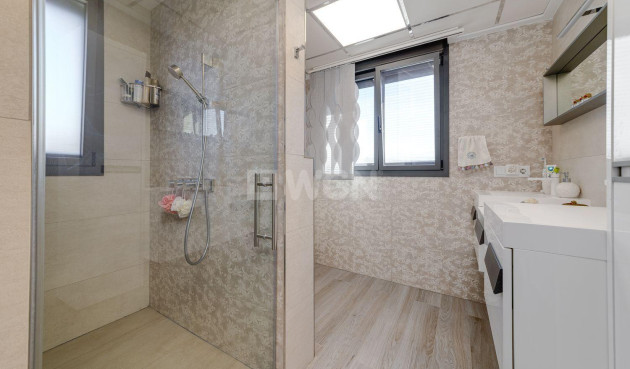 Odsprzedaż - Villa - Torrevieja - Costa Blanca