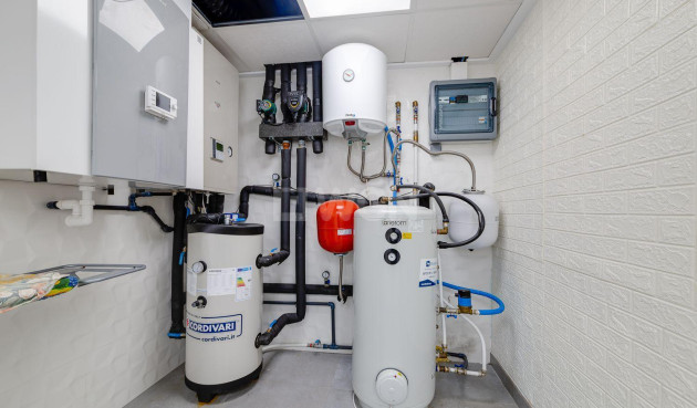 Odsprzedaż - Villa - Torrevieja - Costa Blanca