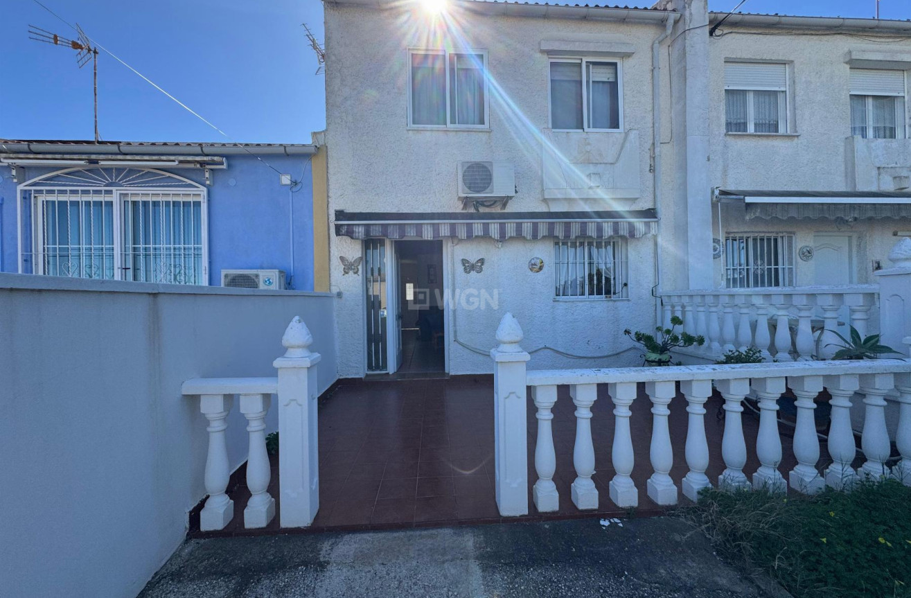 Odsprzedaż - Kamienica - Torrevieja - Costa Blanca