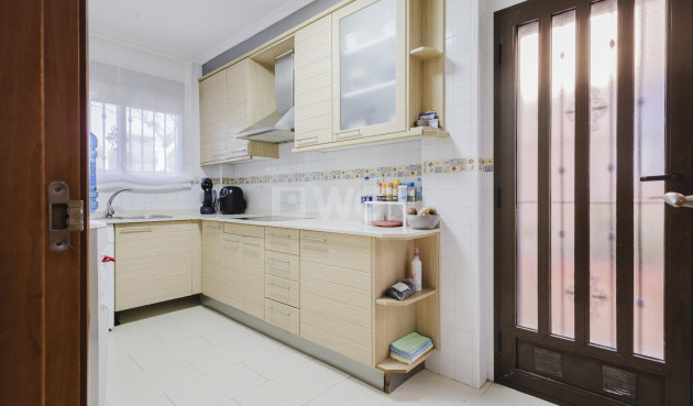 Odsprzedaż - Villa - Torrevieja - Costa Blanca