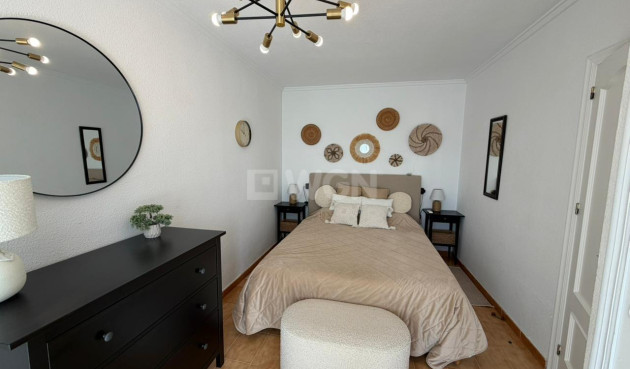 Odsprzedaż - Kamienica - Torrevieja - Los Frutales