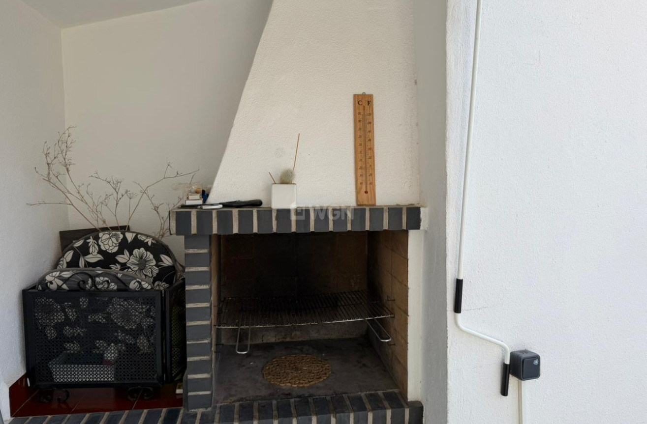 Odsprzedaż - Kamienica - Torrevieja - Los Frutales