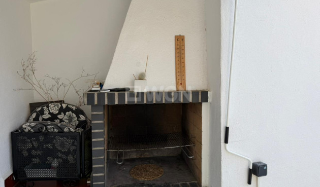 Odsprzedaż - Kamienica - Torrevieja - Los Frutales