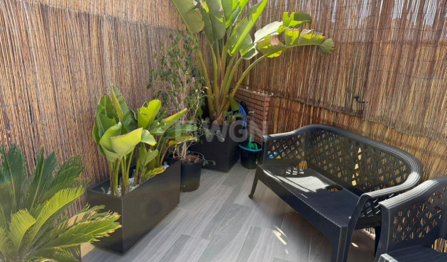 Odsprzedaż - Kamienica - Torrevieja - Los Frutales